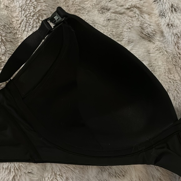 Motherhood Black Wireless Nursing Bra - Picture 7 of 7